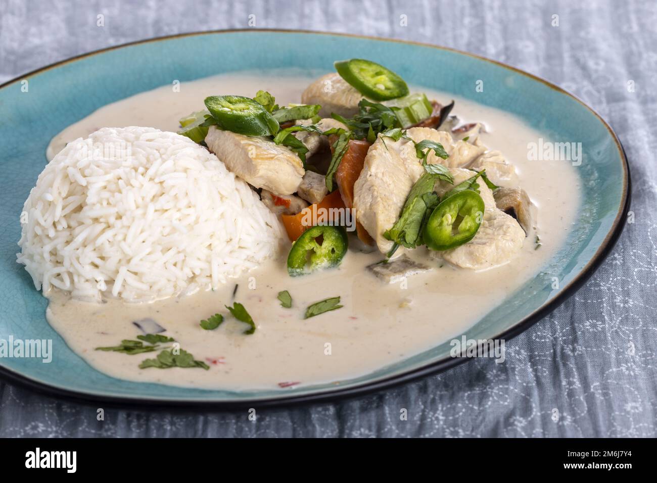 Thai chicken curry with rice Stock Photo - Alamy