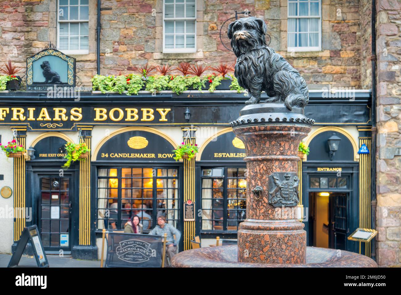 Greyfriars Bobby statue and pub in Edinburgh Scotland Stock Photo