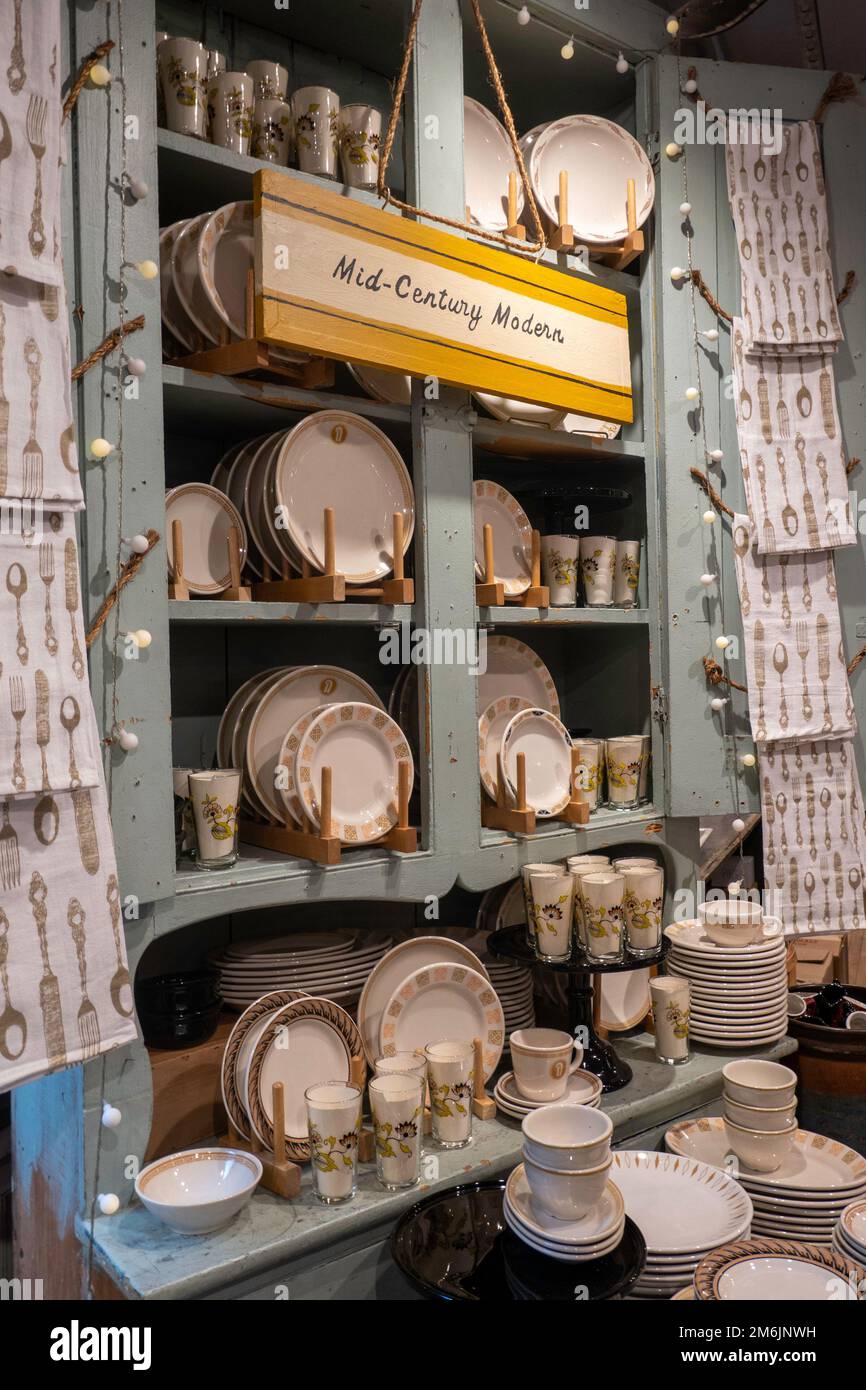 Fishs Eddy Home Goods Store, NYC 2023 Stock Photo Alamy