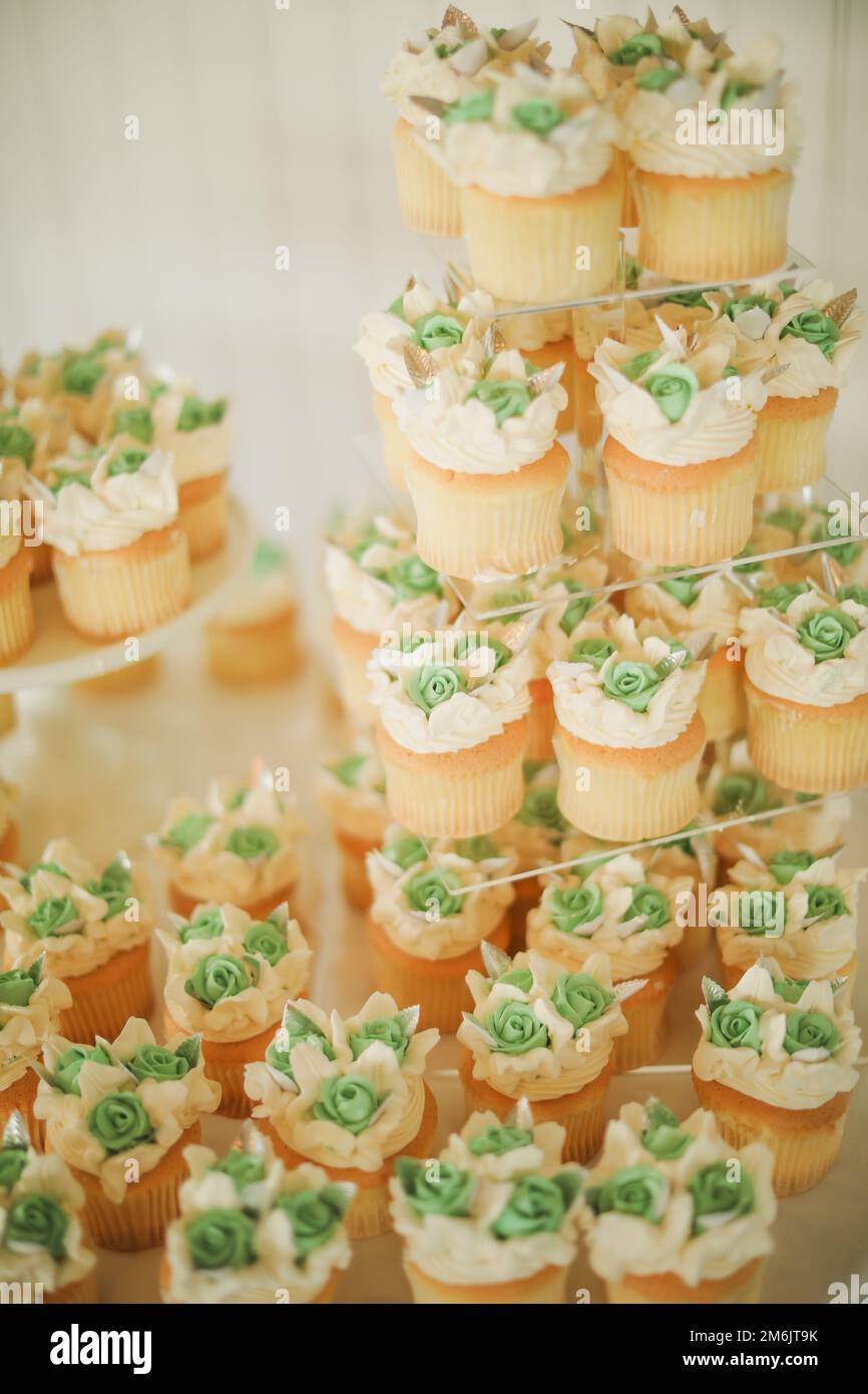wedding cake celebration flower decoration Stock Photo
