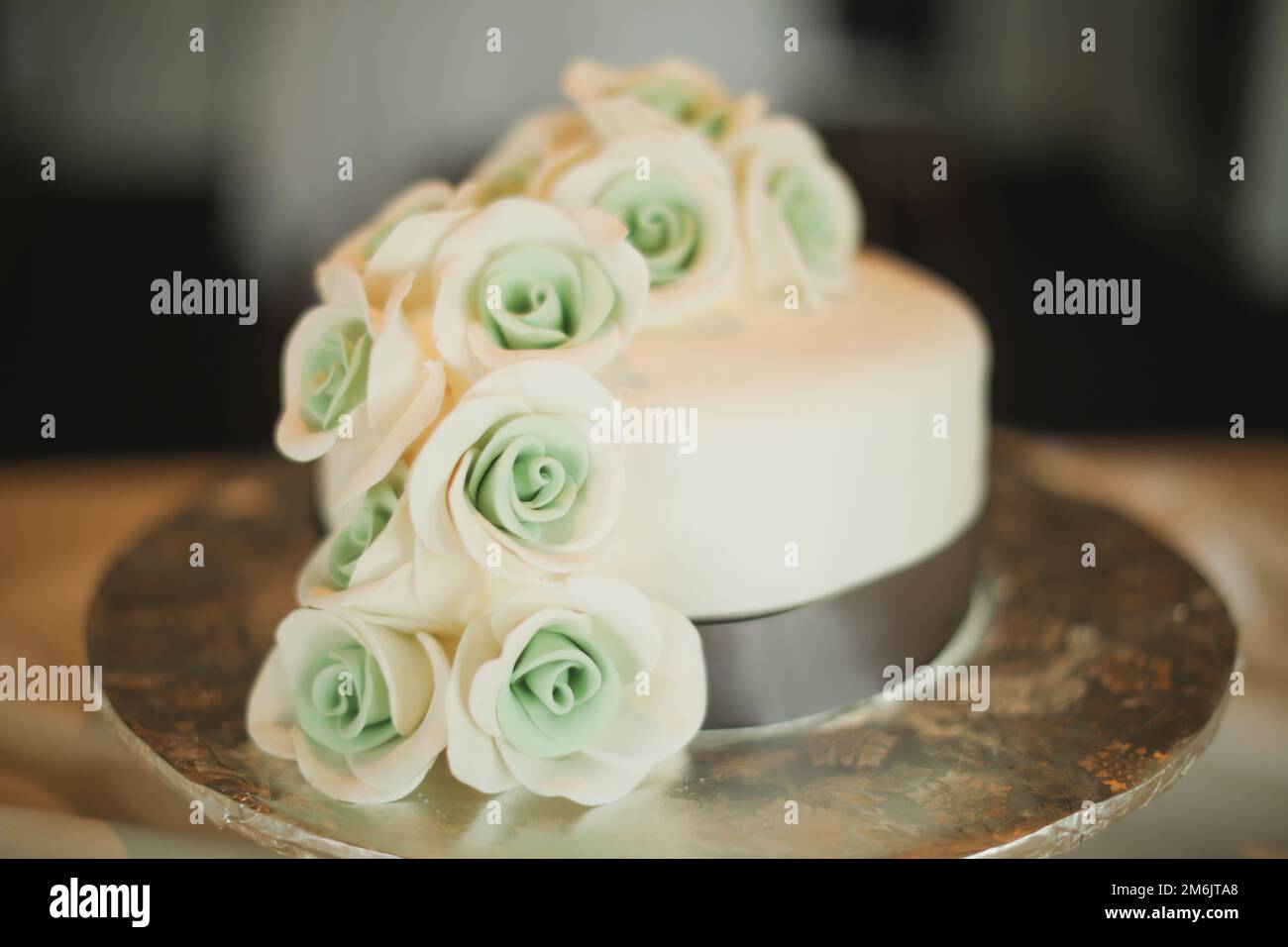 wedding cake celebration flower decoration Stock Photo