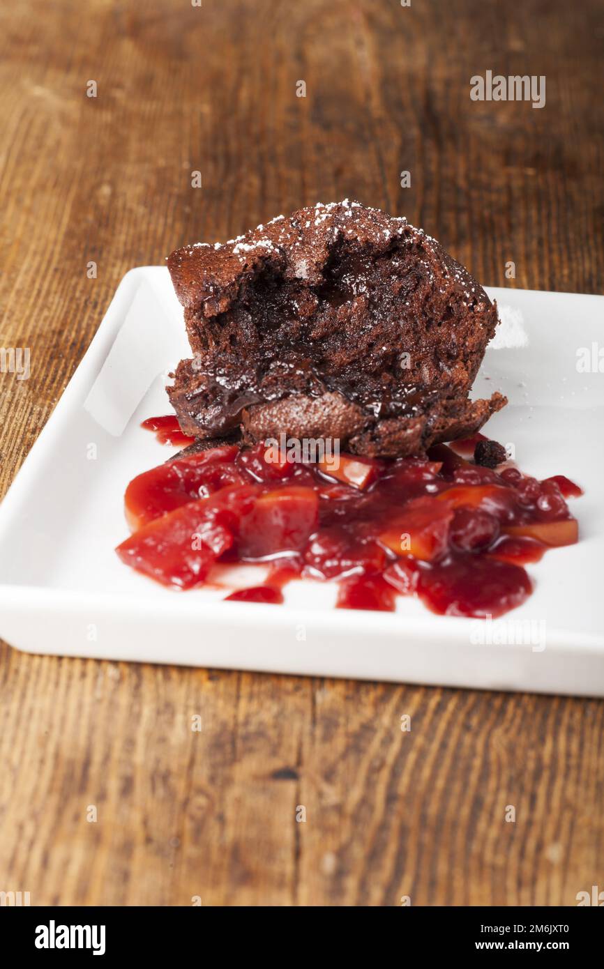 Kuchen mit obst hi-res stock photography and images - Alamy