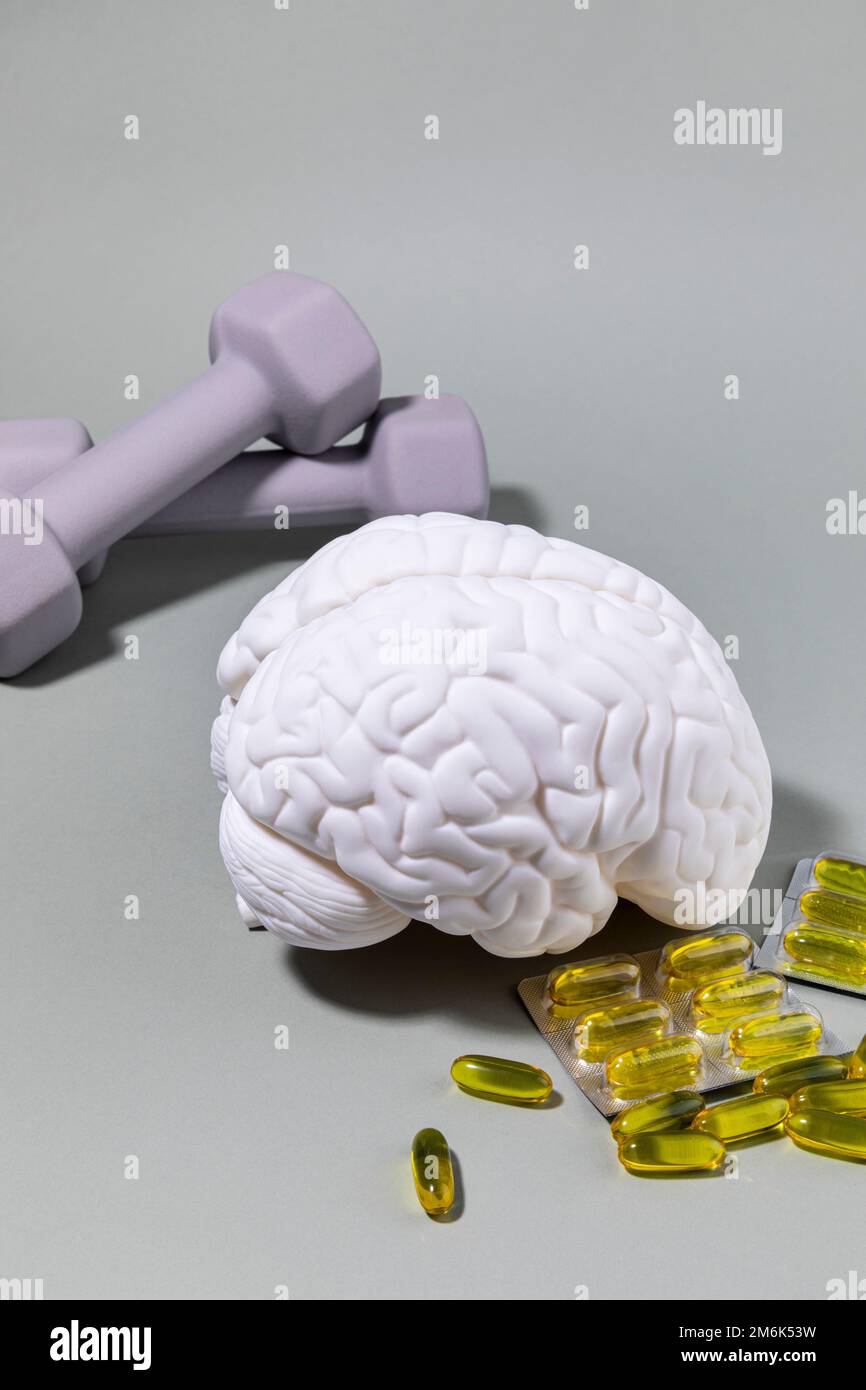 brain health and dementia series brain miniature and omega 3, dumbbell