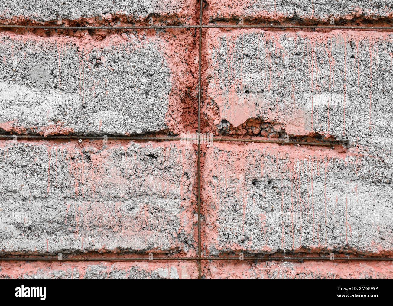 Rebar concrete wall crack hi-res stock photography and images - Alamy