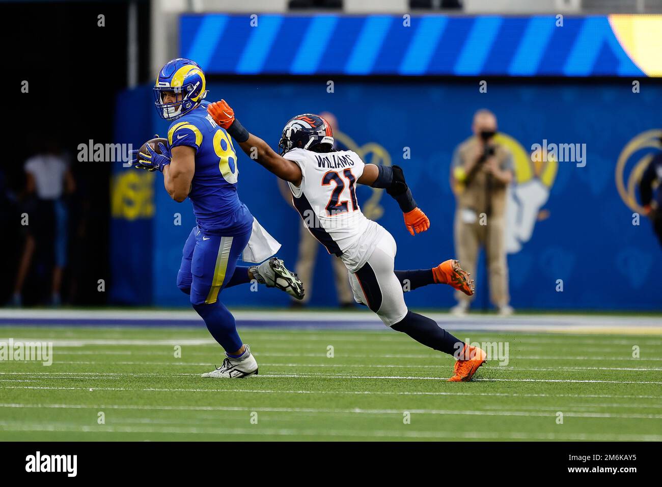 INGLEWOOD, CA - DECEMBER 25: Los Angeles Rams tight end Brycen Hopkins (88) after the catch during the Denver Broncos vs Los Angeles Rams at Sofi Stad Stock Photo