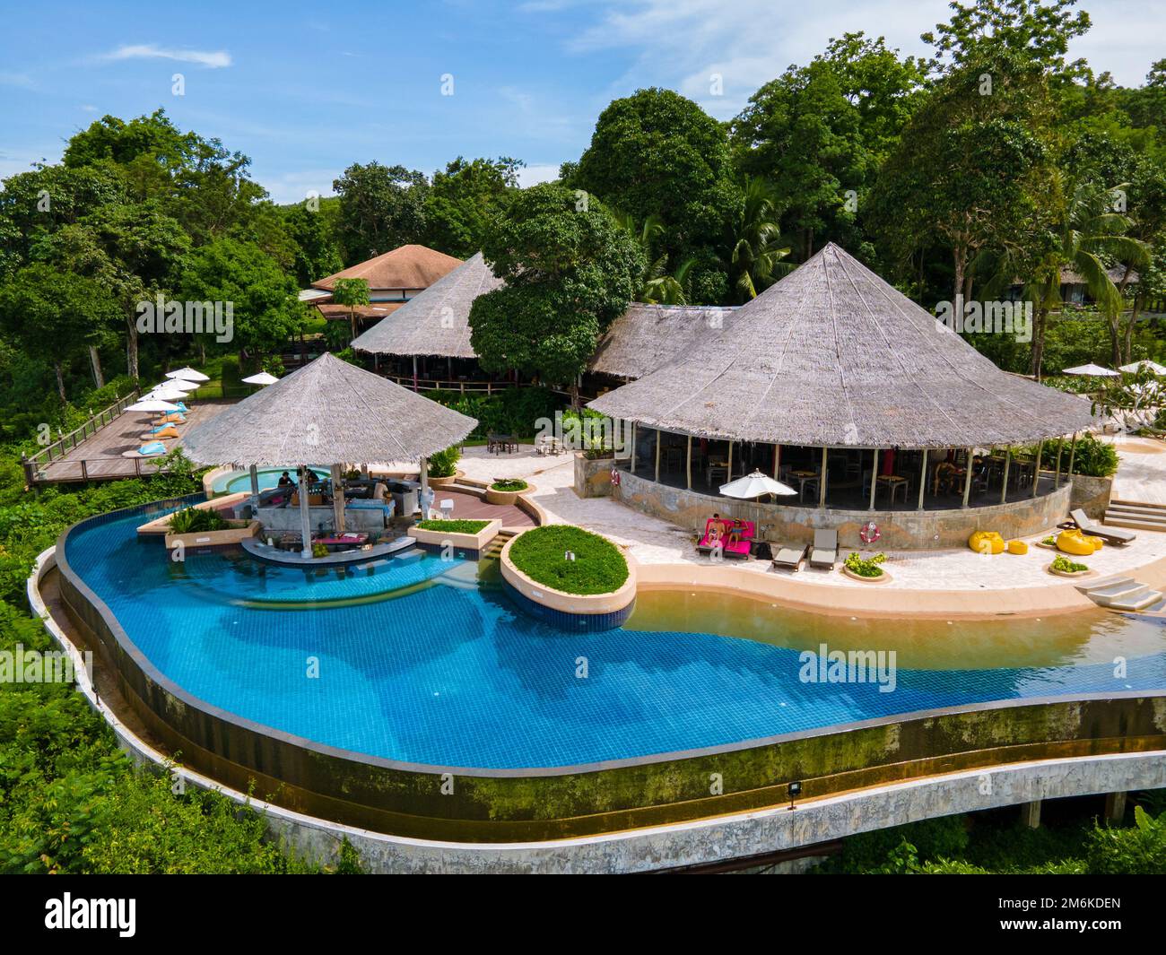 Luxury ocean pool hi-res stock photography and images - Alamy