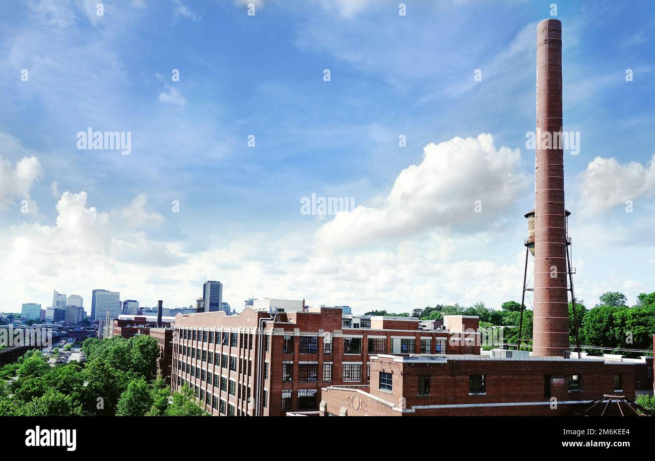 smokes tobacco warehouse Old tobacco warehouse richmond virginia hi-res stock photography and images