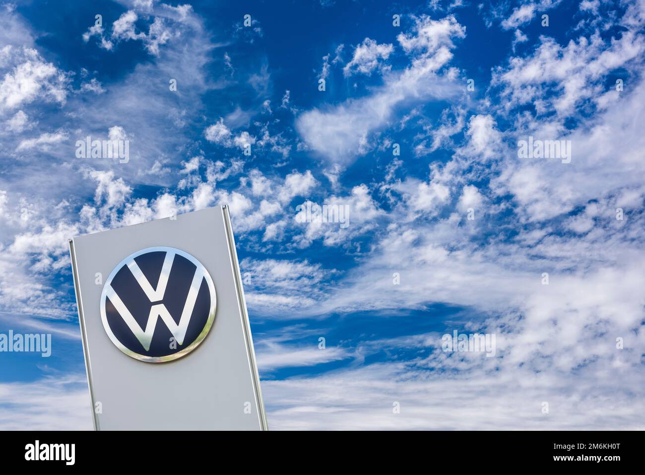 Company sign and logo of car company VW, Volkswagen Stock Photo - Alamy