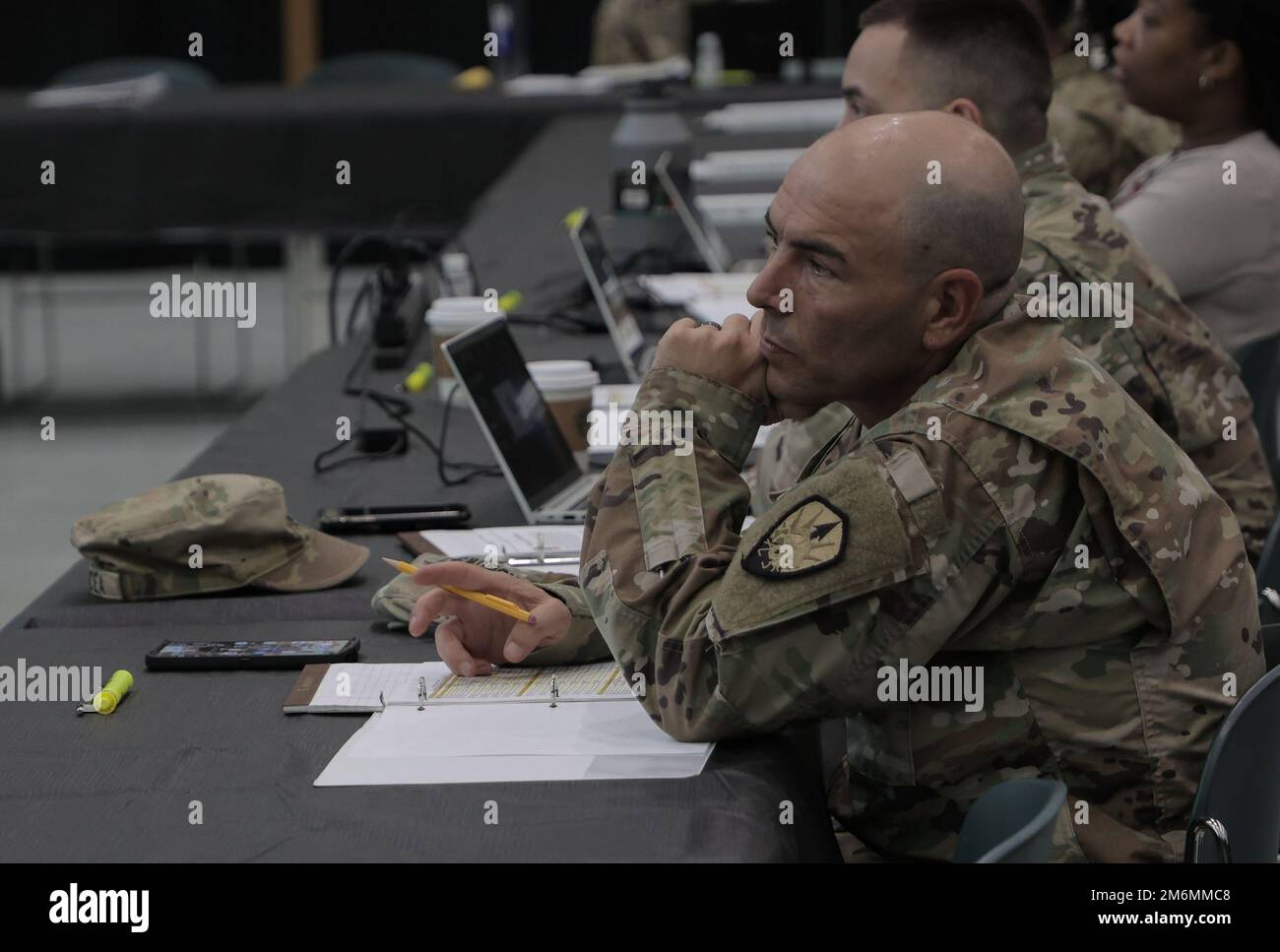 Integrated personnel and pay system army hi-res stock photography and ...