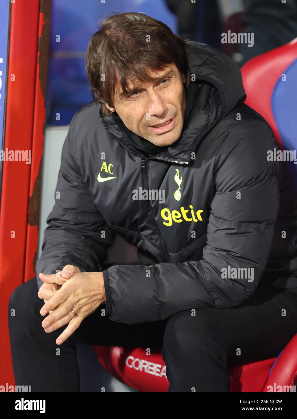 London ENGLAND - January 04:Tottenham Hotspur manager Antonio Conte ...