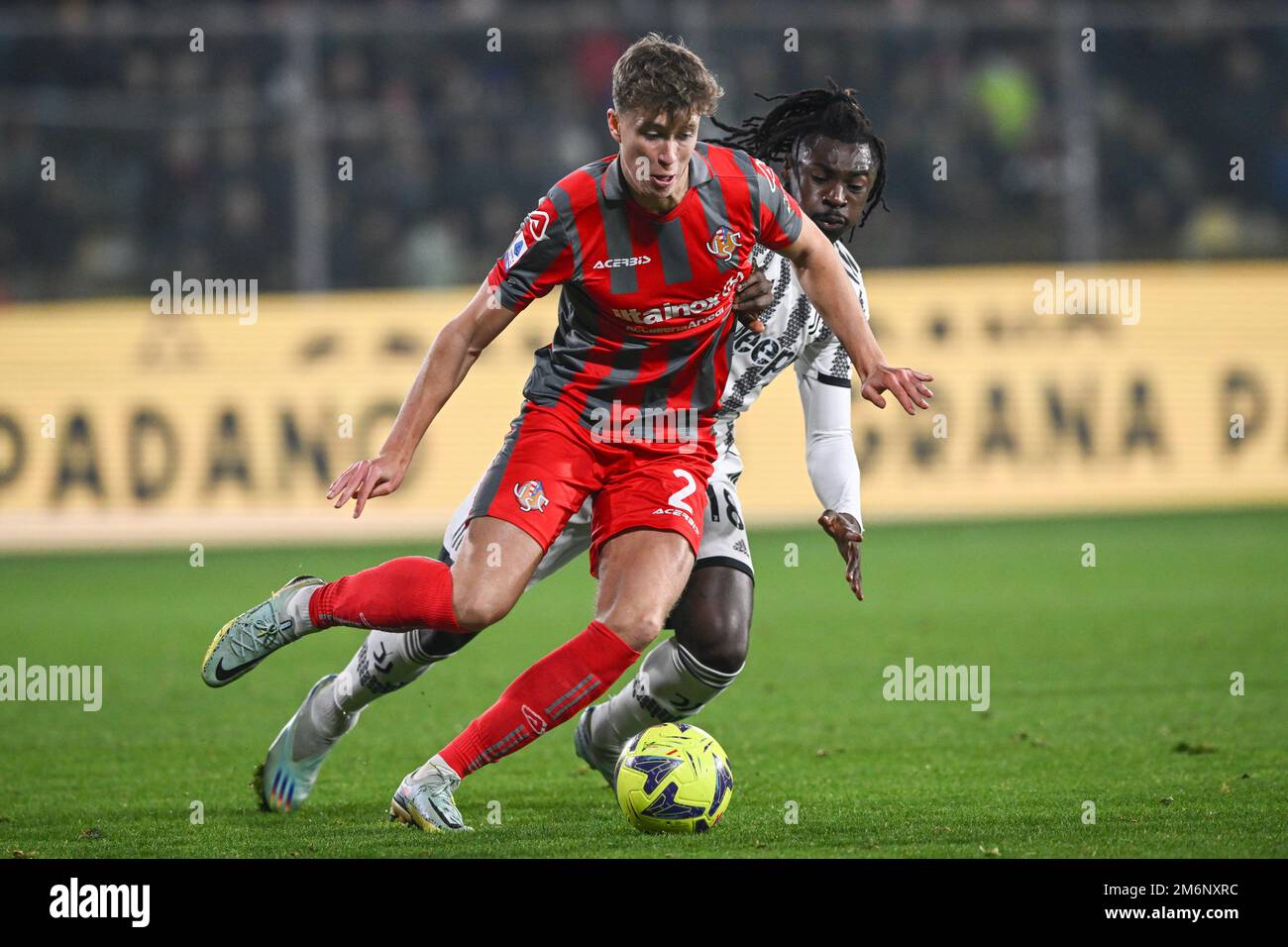 Cremona, Italy. 04th Jan, 2023. Giovannii Zini Stadium, 04.01.23 Jack Hendry (3 Cremonese) during the Serie A match between US Cremonese and Juventus FC at Giovanni Zini Stadium in Cremona, Italia Soccer (Cristiano Mazzi/SPP) Credit: SPP Sport Press Photo. /Alamy Live News Stock Photo