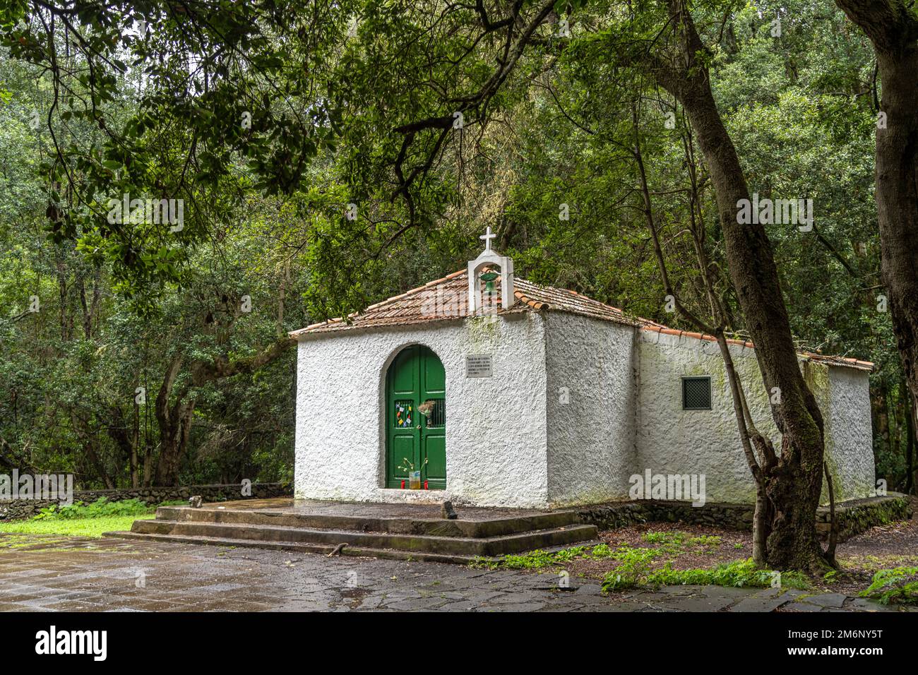 Die Kapelle Ermita de Lourdes,  El Cedro, Nationalpark Garajonay, Insel La Gomera, Kanarische Inseln, Spanien |  Chapel of Our Lady of Lourdes, El Ced Stock Photo