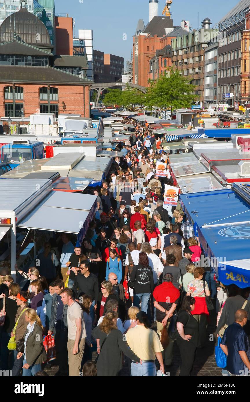 Sunday morning fish market Stalls, Hamburg, Germany Stock Photo Alamy