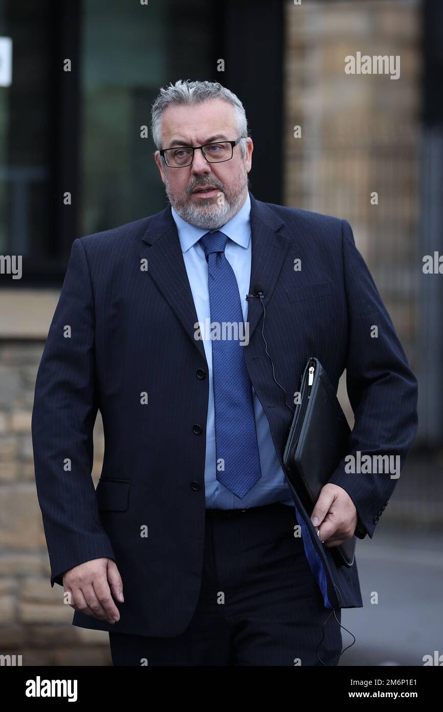 Detective Chief Inspector Neil McGuinness from the PSNI arriving to