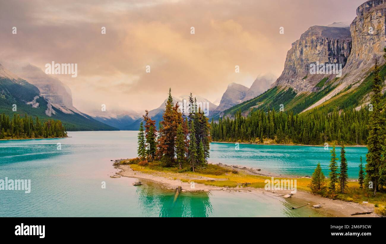 Spirit Island in Maligne Lake, Jasper National Park, Alberta, Canada ...