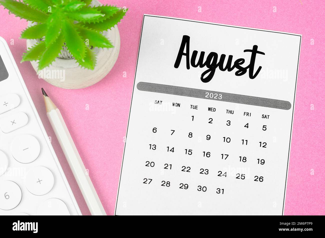 August 2023 Monthly calendar for 2023 year with calculator on pink