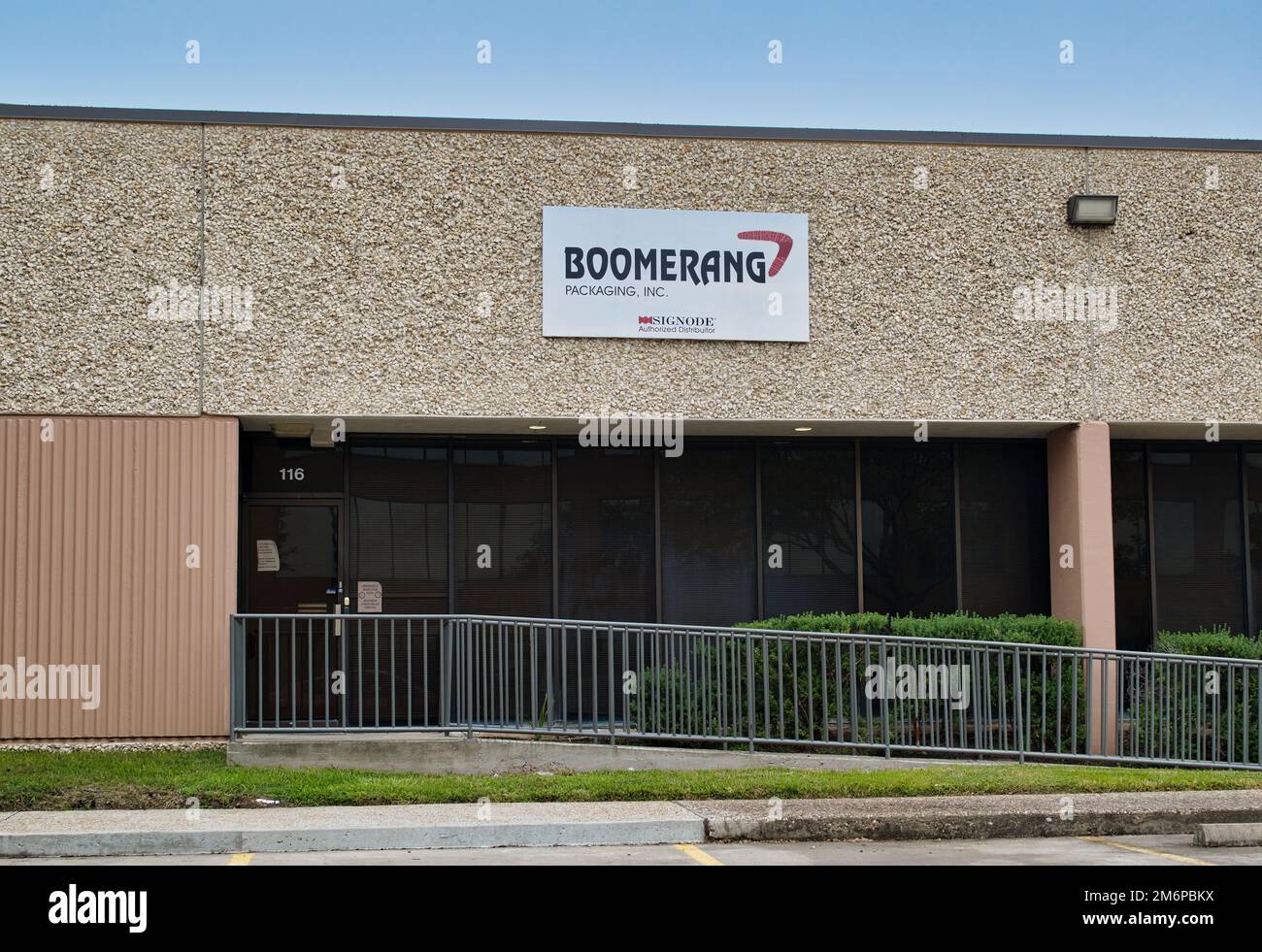 Boomerang packaging hires stock photography and images Alamy