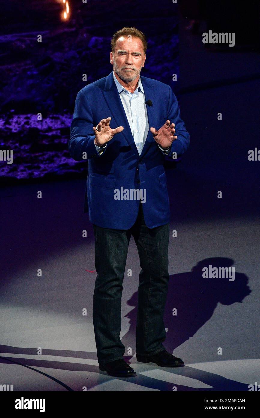 Las Vegas, NV, USA. 4th Jan, 2023. Arnold Schwarzenegger speaks during