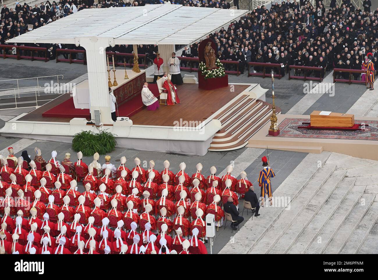 Pope Francis celebrates the funeral Mass for Pope Emeritus Benedict XVI ...