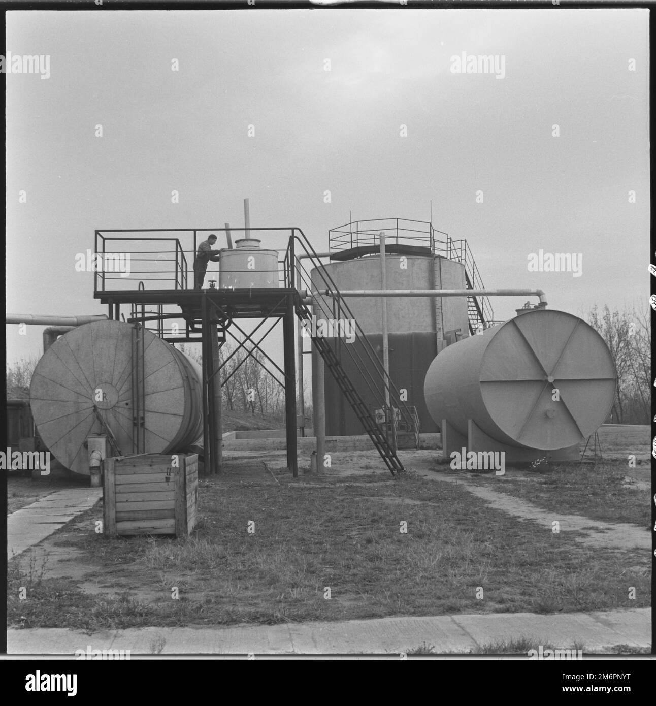 ***NOVEMBER 24, 1971, FILE PHOTO*** The Moravian Oil Mines in Hodonin