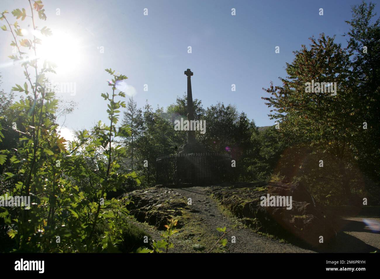 Glencoe Monument, Glencoe Village Glencoe, monument to the massacre of ...