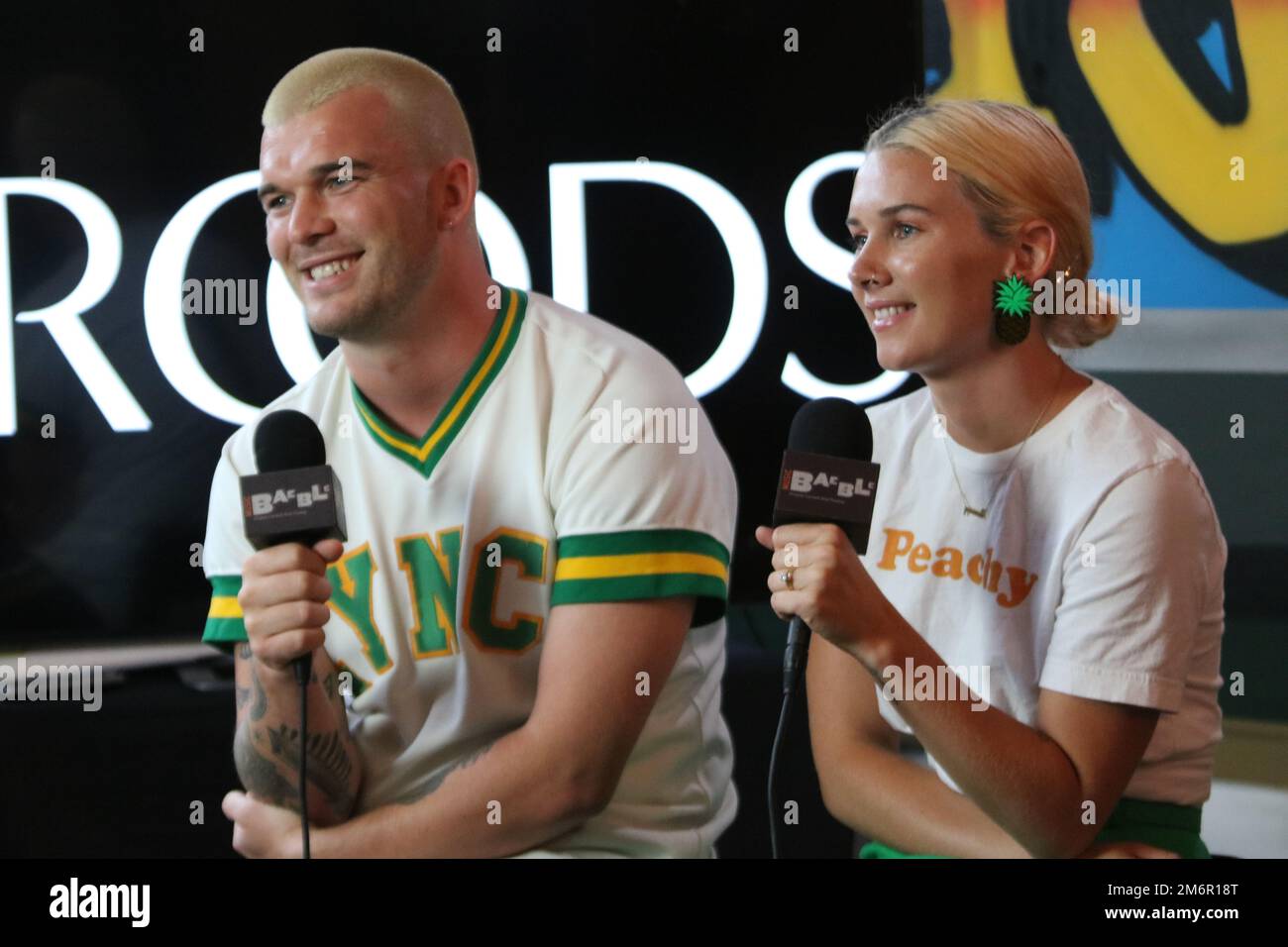 Broods - Georgia and Caleb Nott fiming an interview in New York Stock Photo