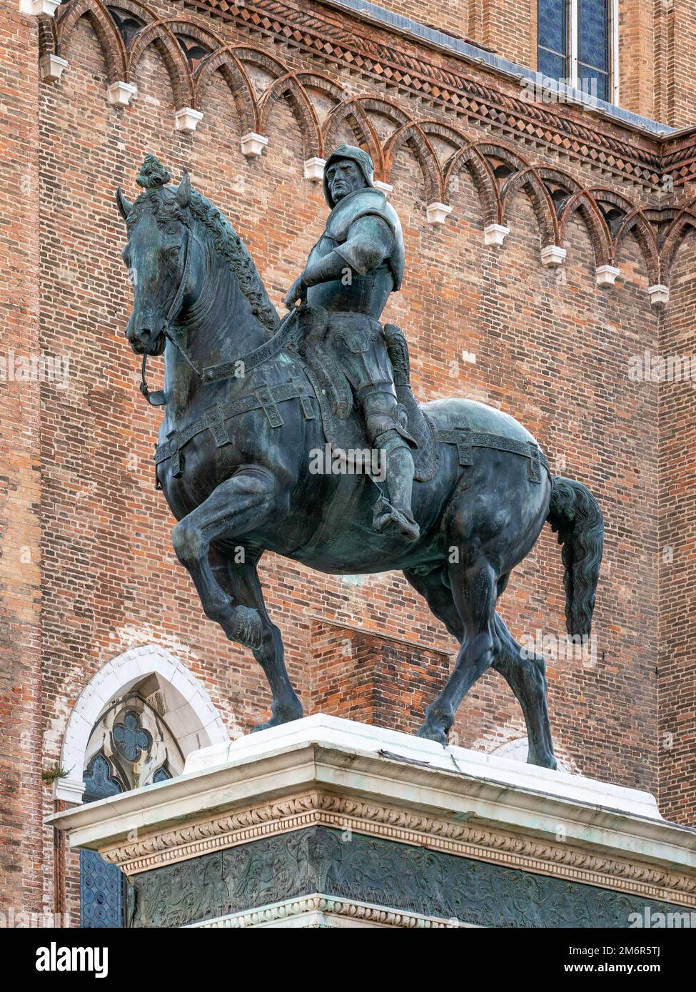 Equestrian statue of Bartolomeo Colleoni in Venice, Renaissance bronze