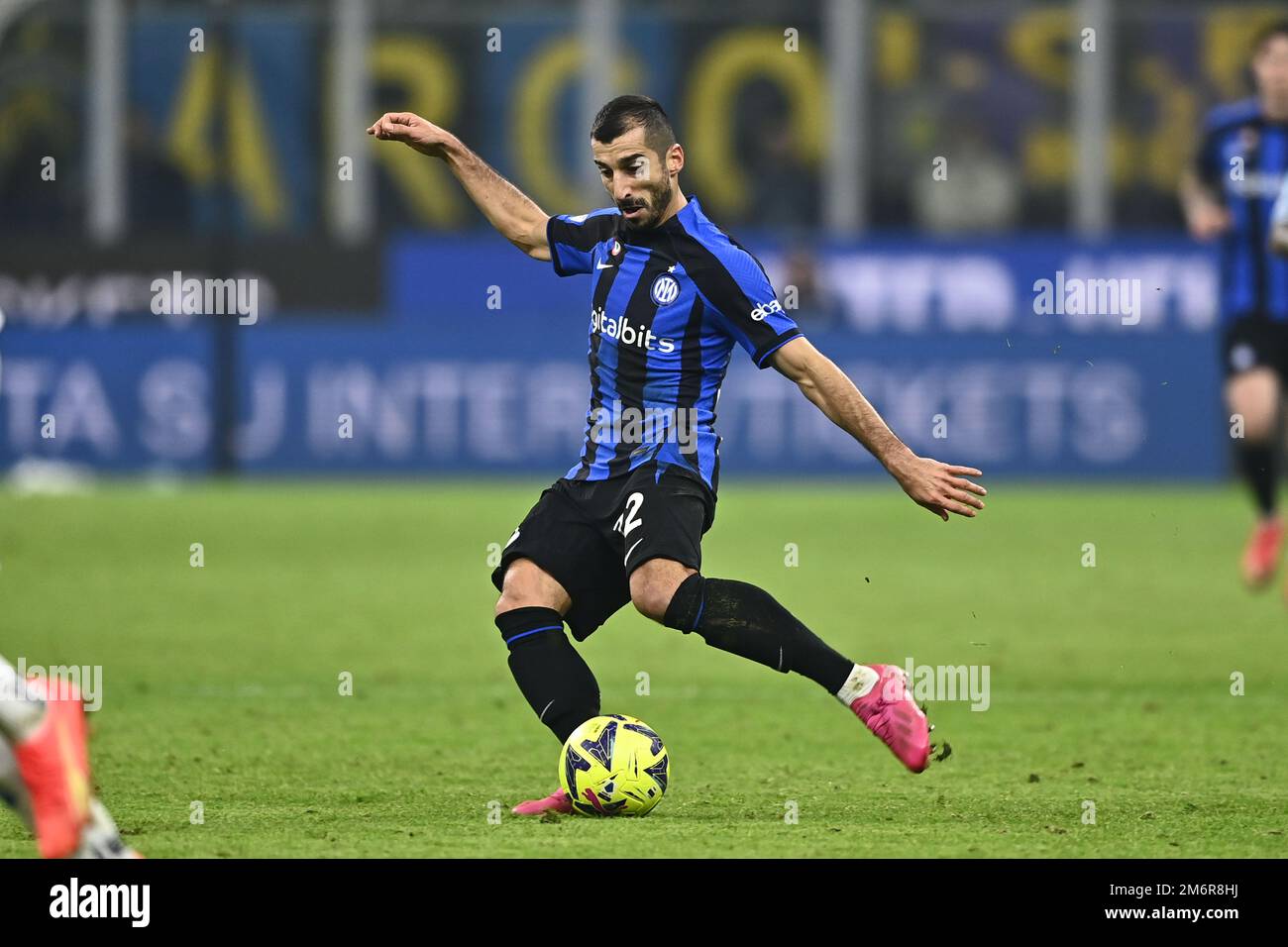 Henrikh Mkhitaryan Inter football render - FootyRenders