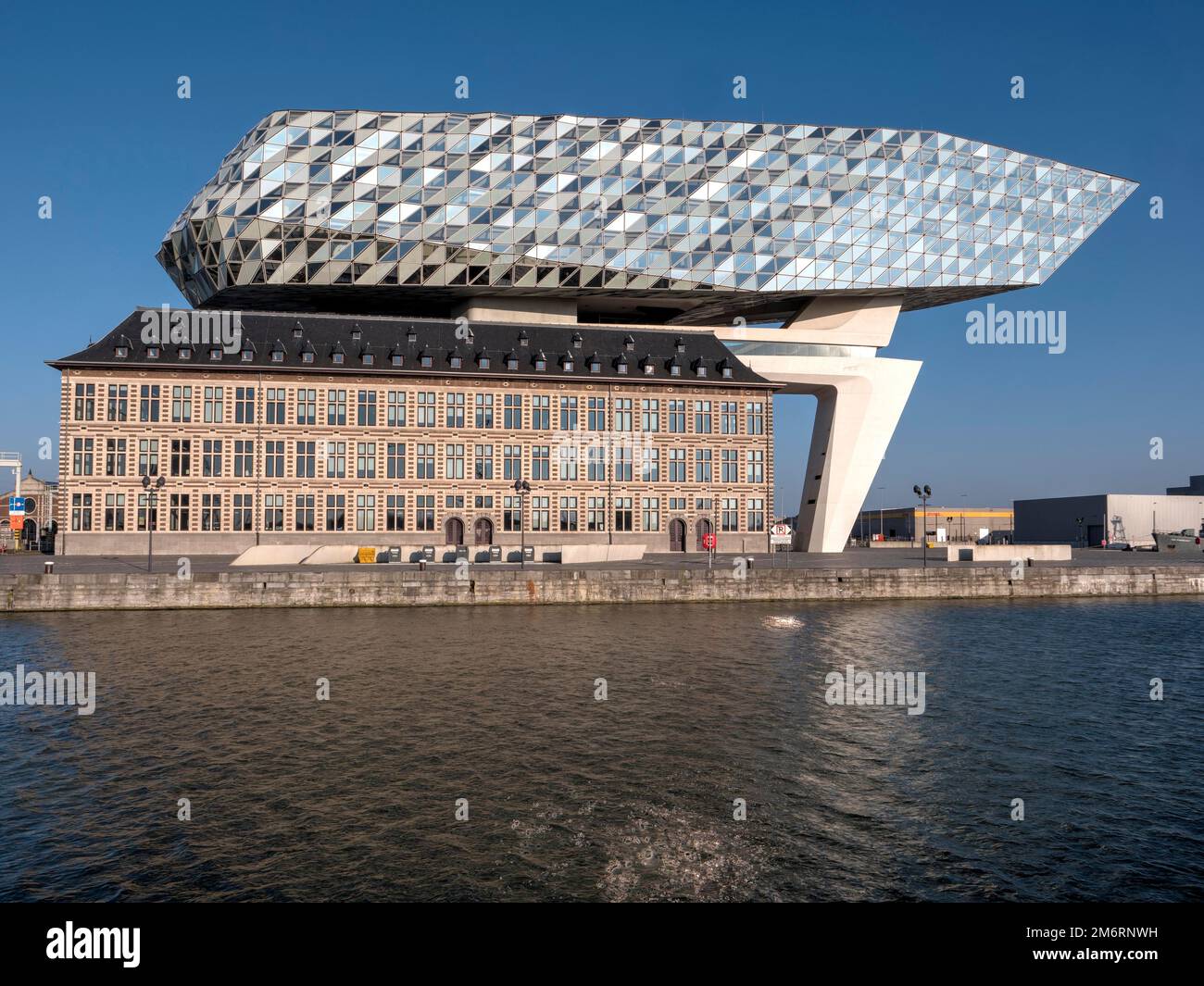 Port House, harbour house at Kattendijkdok, modern architecture