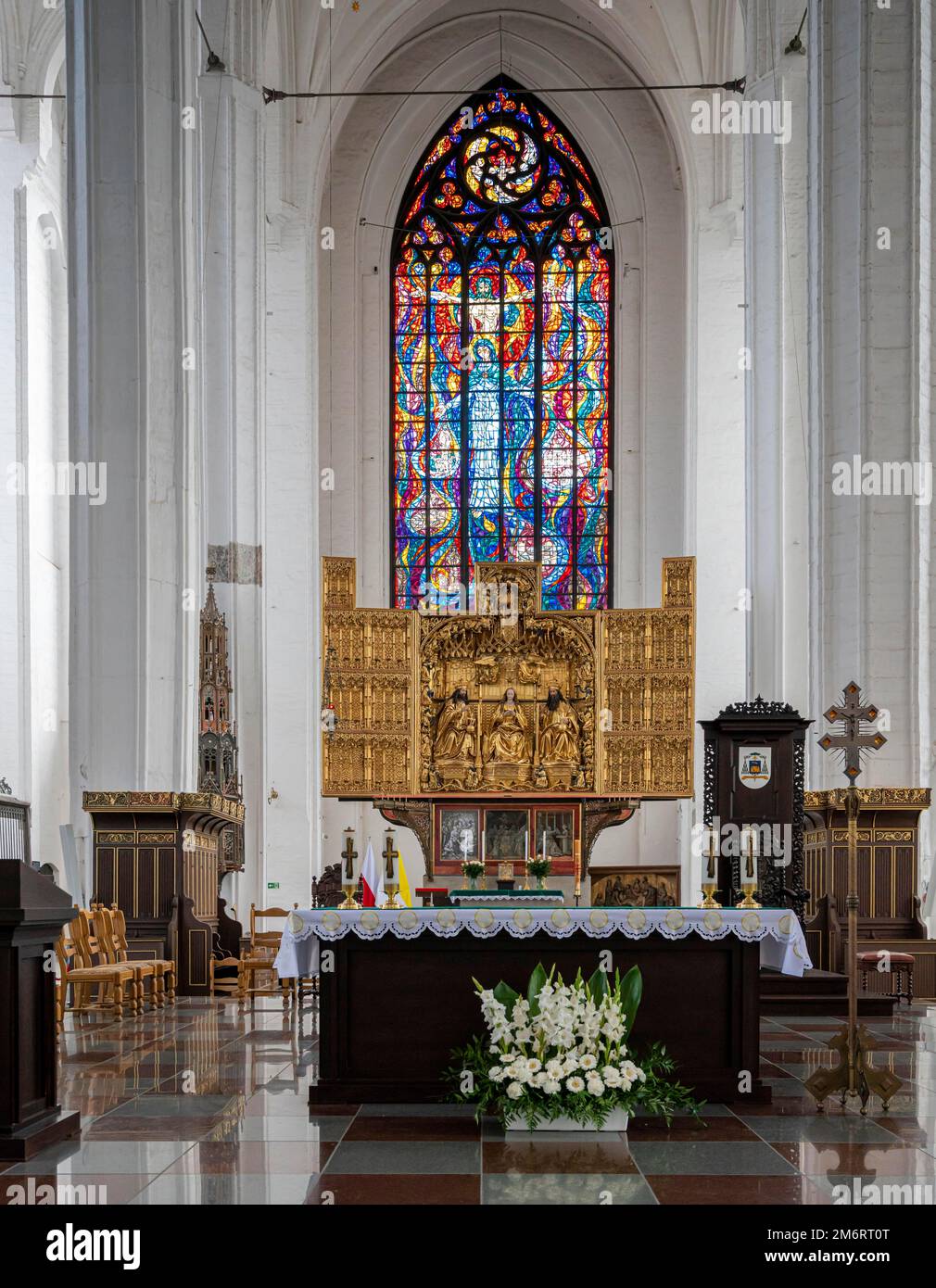 Catholic church design hi-res stock photography and images - Alamy