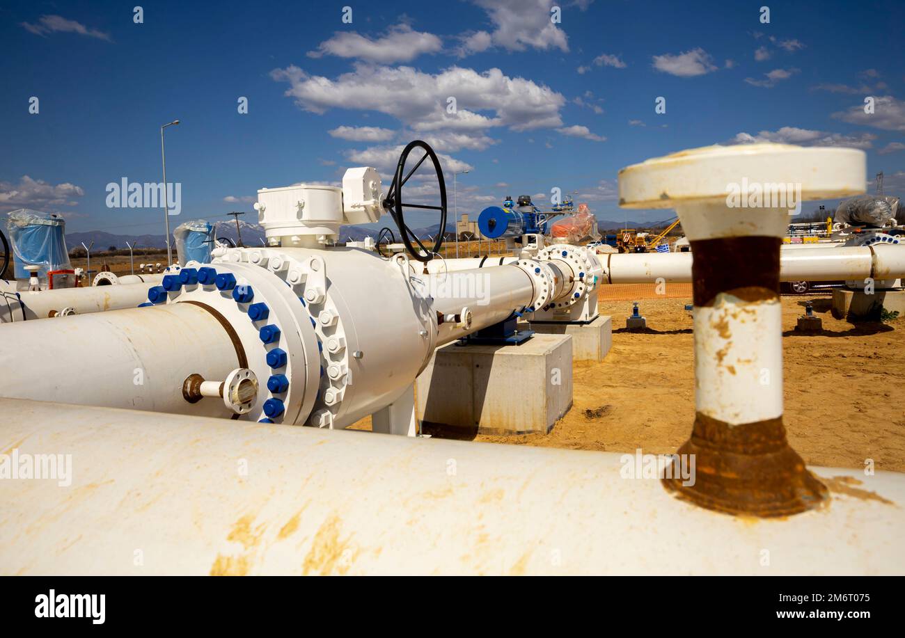 Interconnected natural gas pipeline network Stock Photo - Alamy