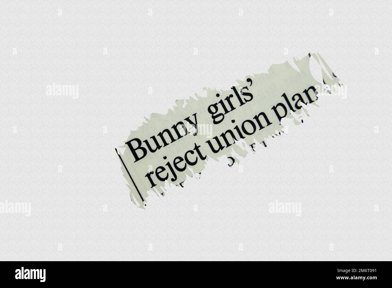 news story from 1975 newspaper headline article title - Bunny girls' reject union plan Stock Photo