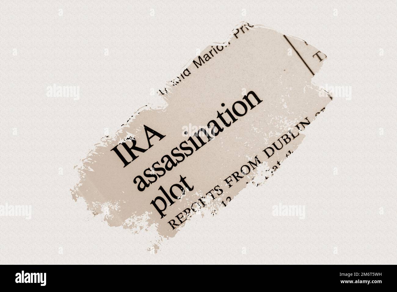 news story from 1975 newspaper headline article title - IRA assassination plot in sepia Stock Photo