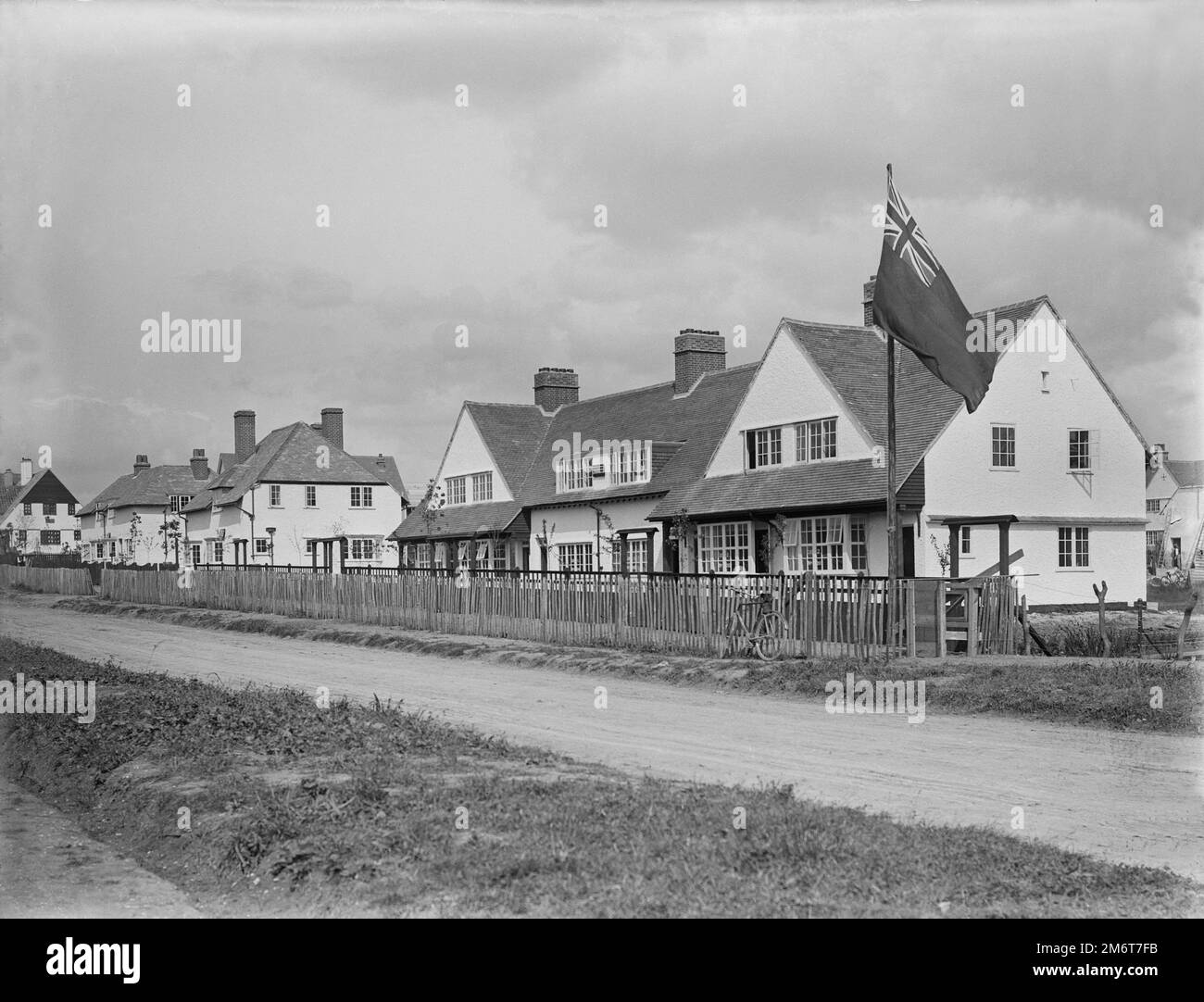 The Exhibition Buildings in Letchworth Garden City.  Described as 'an Exhibition of Urban Cottages and Town Planning, Small Holding Cottages and Homesteads, Building Accessories, Plans and Models.'  Digitised archive copy of an original quarter-plate glass negative of August 1907. Stock Photo