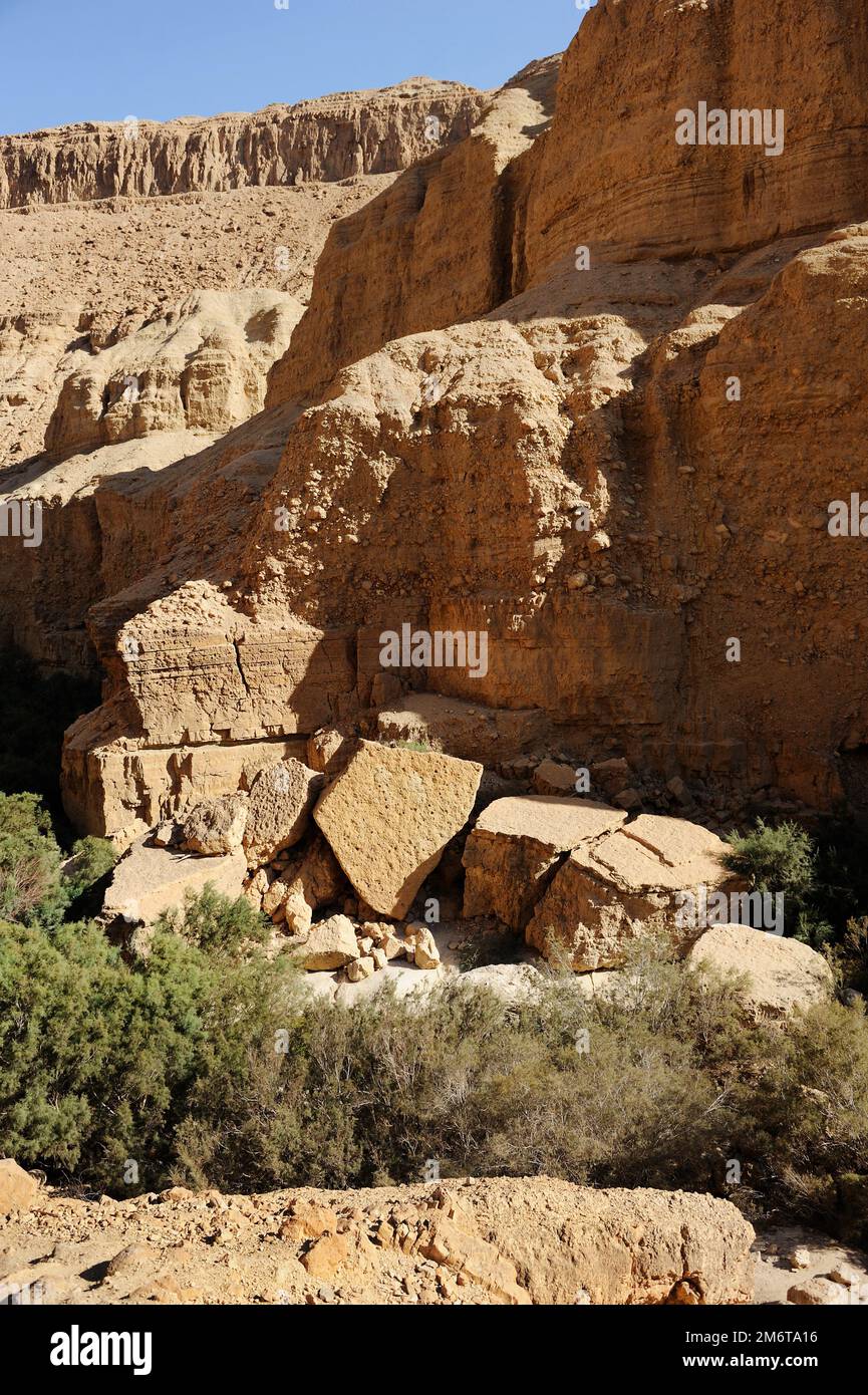 Dead sea rocks hi-res stock photography and images - Alamy