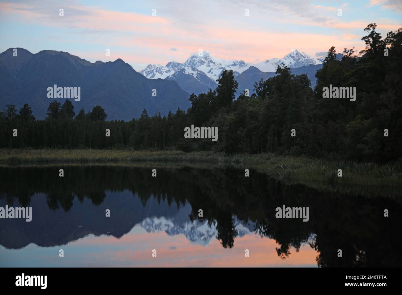 Sunset, Lake Matheson, New Zealand Stock Photo - Alamy
