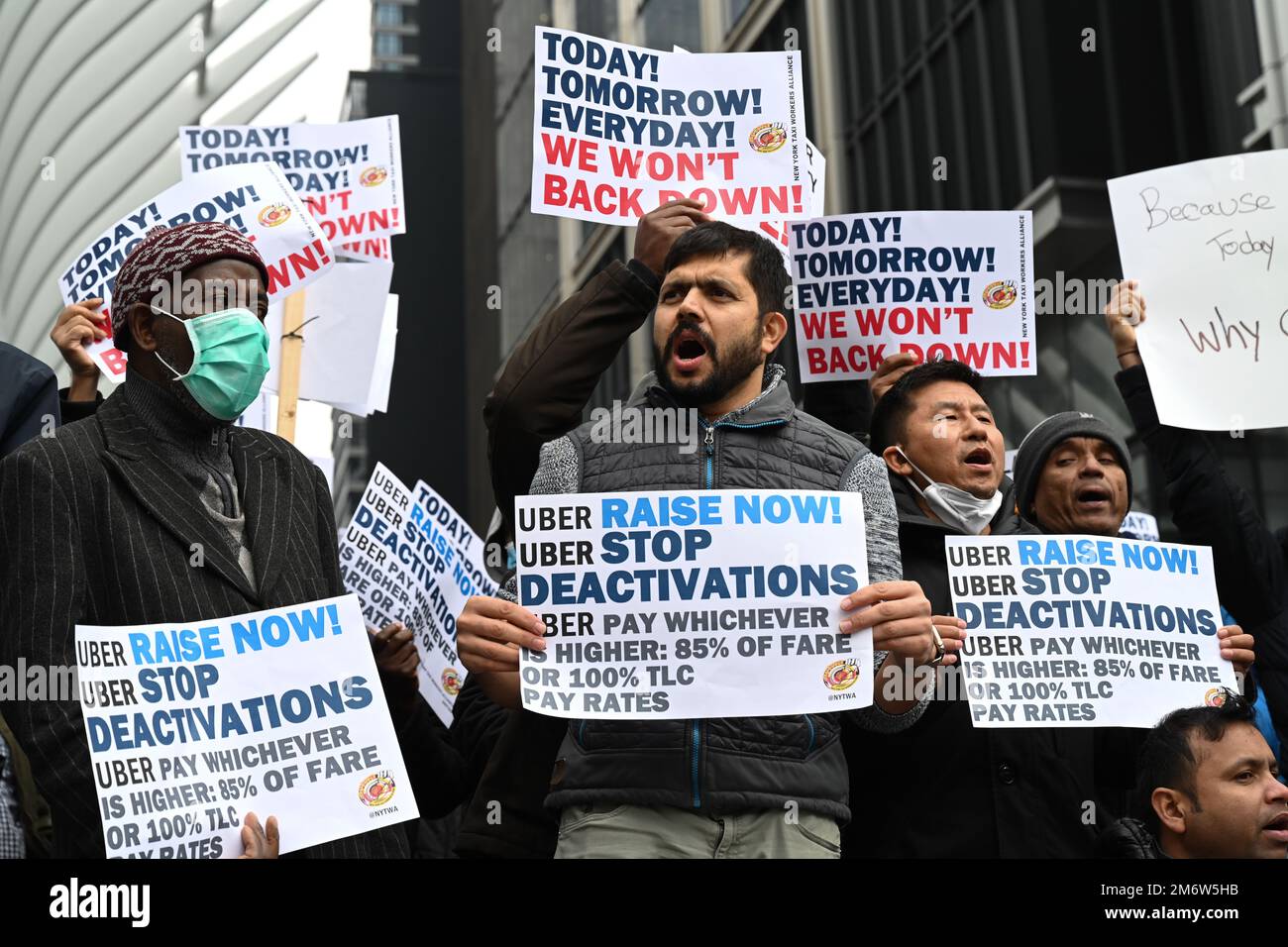 Uber drivers participate in a rally outside of the Uber Headquarters on January 05, 2023 in New York City. Uber drivers in NYC participated in a 24-ho Stock Photo