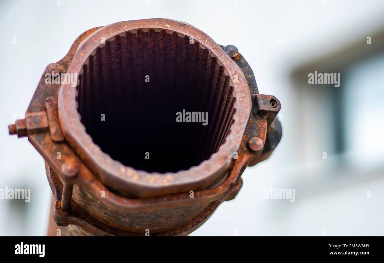 Tank gun, barrel muzzle of a military army close-up. Broken burnt tank. Barrel of a tank gun, selective focus. Destroyed and bur Stock Photo