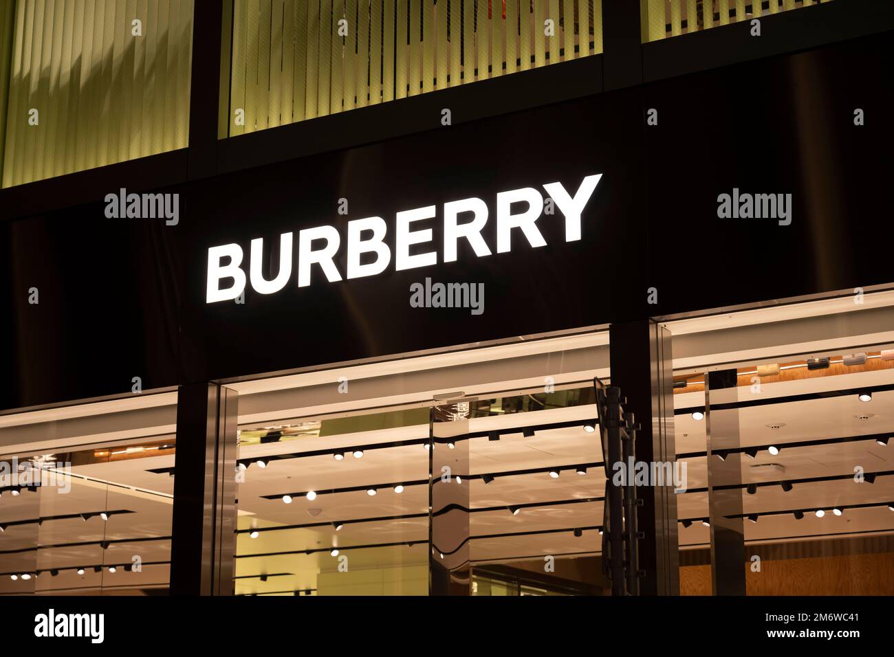 Japanese burberry hi-res stock photography and images - Alamy