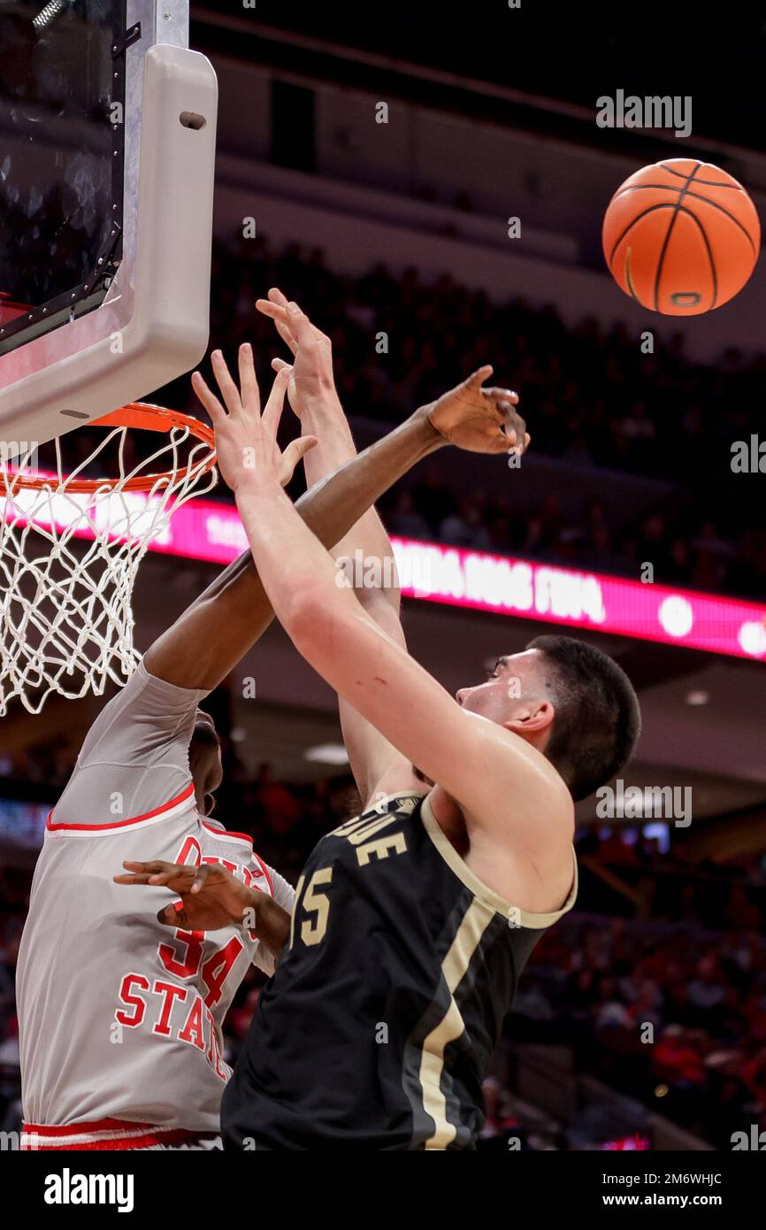 Columbus, Ohio, USA. 5th Jan, 2023. Ohio State Buckeyes center Felix