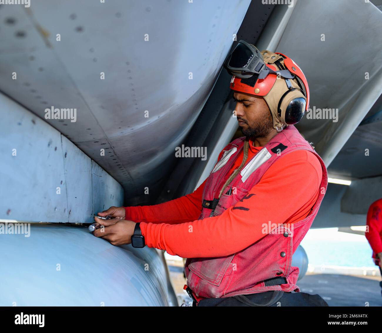 220508NFB7301003 MEDITERRANEAN SEA (May 8, 2022) Aviation