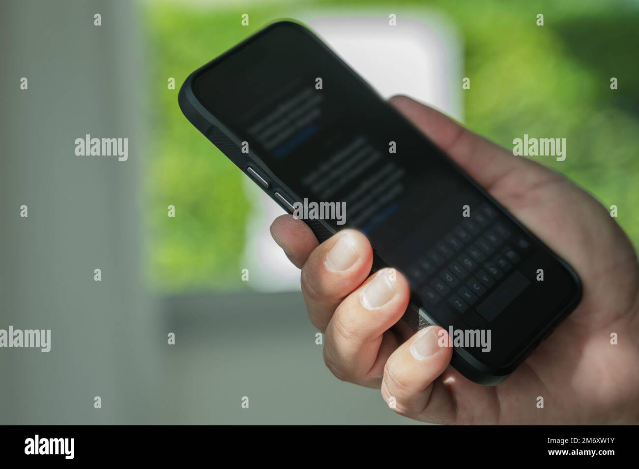 Sending comment online hi-res stock photography and images - Alamy