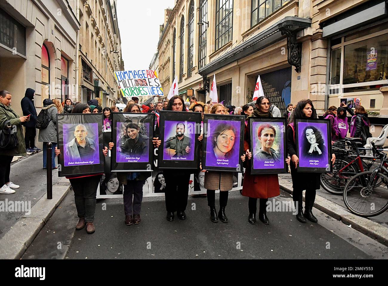 Paris, france, 04/01/2023, White march in honor of the three