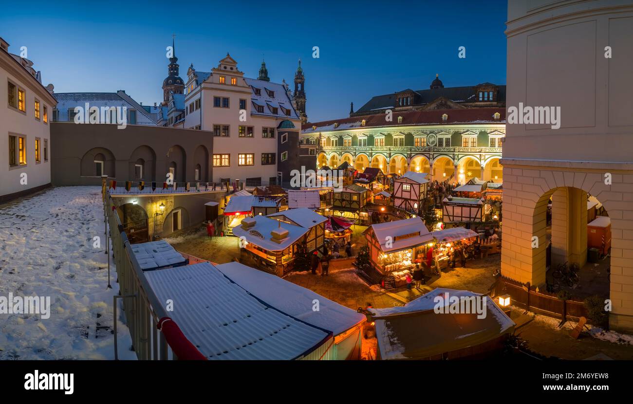 Faszinierend Dresden Weihnachtsmarkt Stallhof Bildernull