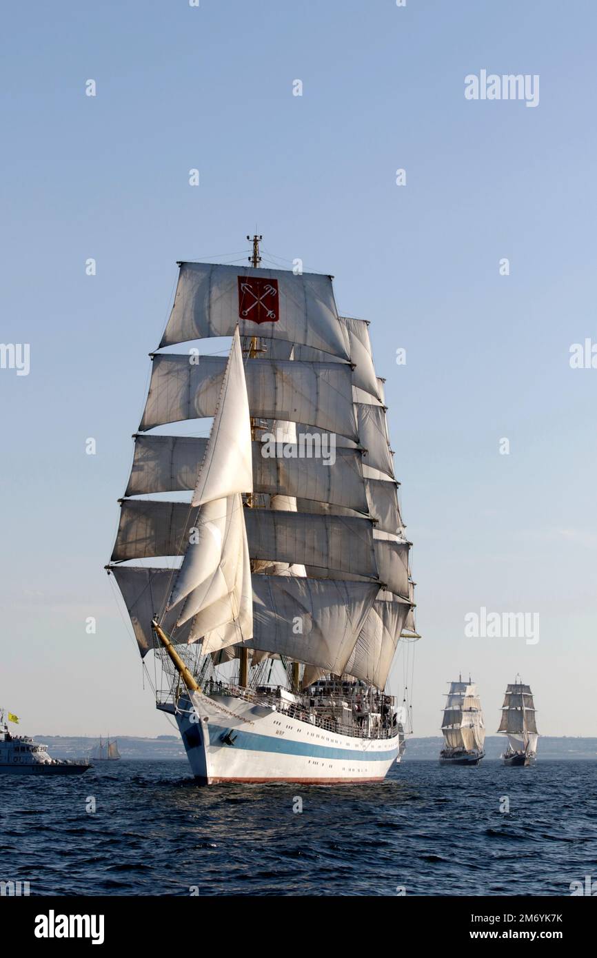 To tall ship races 2018 hi-res stock photography and images - Alamy