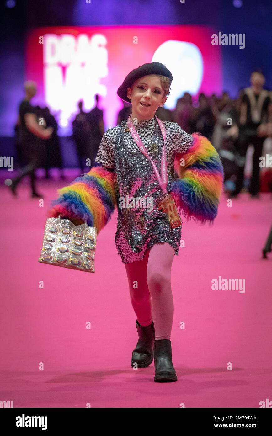 London, UK. 6th January 2023. A young Drag Queen fan does a carpet walk