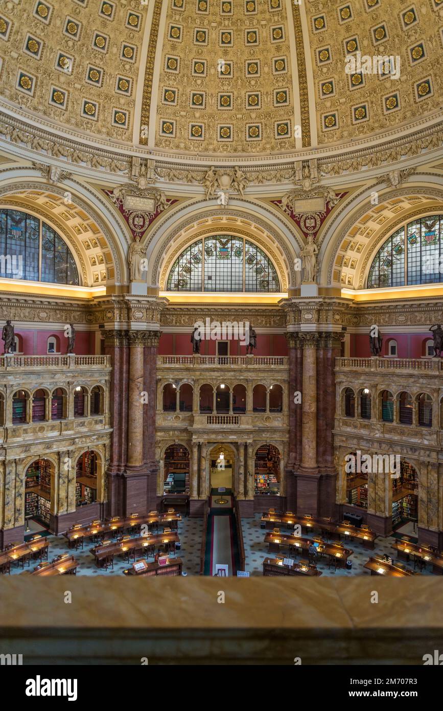 Statue above Main reading room in The Library of Congress is the world