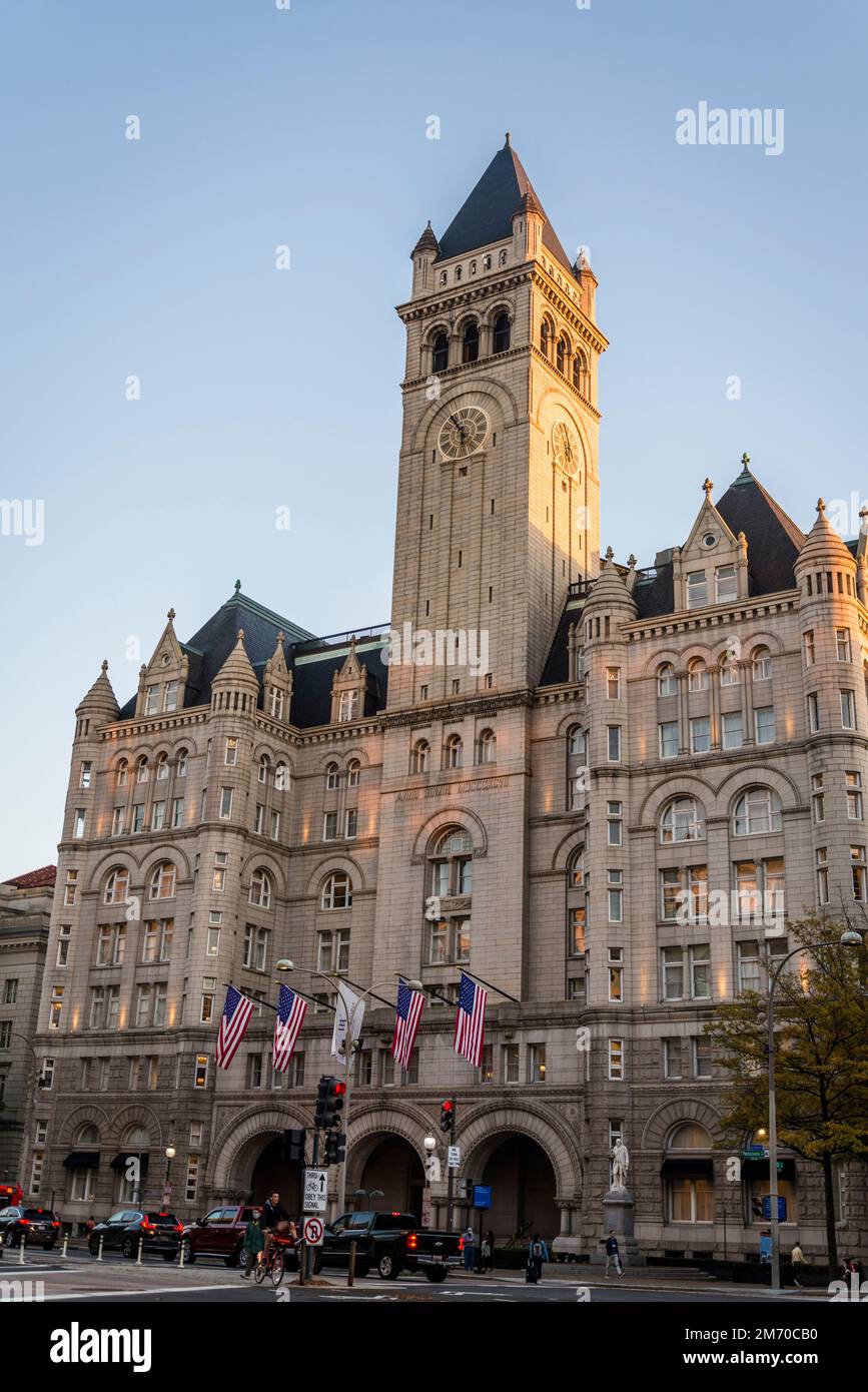 Old Post Office Pavilion, 19th-century former post office building turned high-end lodging, with dining & a spa., Washington, D.C., USA Stock Photo