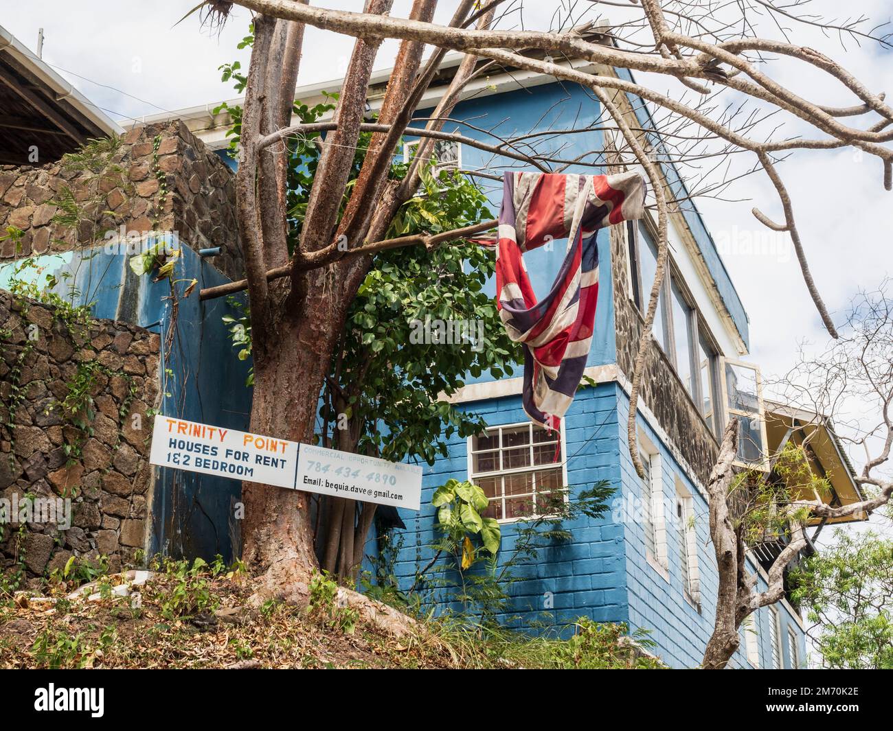 Bequia, Grenadines Caribbean island. Trinity Point, apartments to rent ...