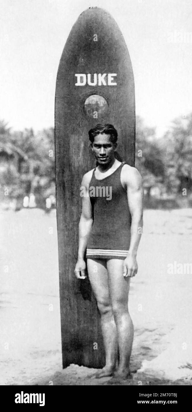 Duke Kahanamoku. Portrait of the Hawaiian swimmer and surfer, Duke Paoa Kahinu Mokoe Hulikohola Kahanamoku (1890-1968), c. 1910 Stock Photo